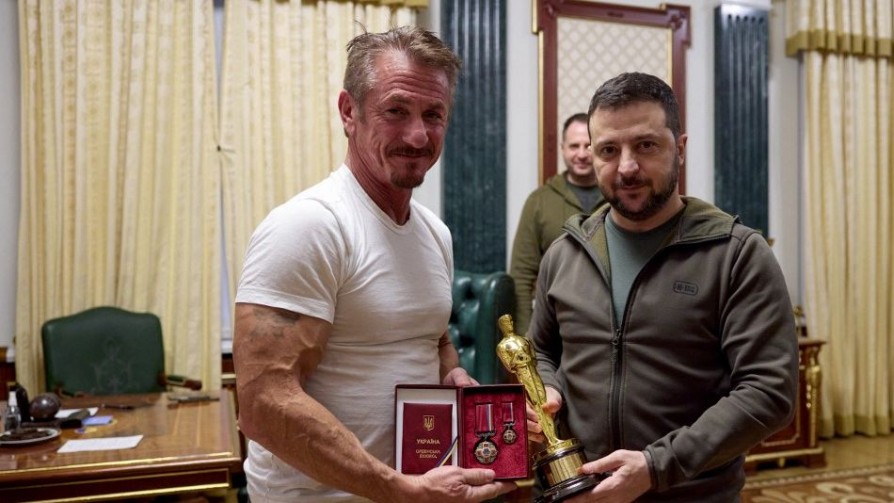 Madurá Sean Penn, tenés 60/ ¿Cabildante expulsado por exceso de artiguismo en sangre?/ Antonio Guterres es Ricardo Arjonu rey del Fadocalipsis: triste y final - Columna de Darwin - No Toquen Nada | DelSol 99.5 FM