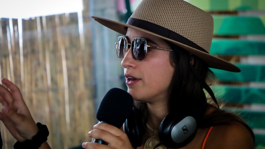 Catherine Vergnes y sus piques de canto para Rafa - Audios - La Mesa de los Galanes | DelSol 99.5 FM