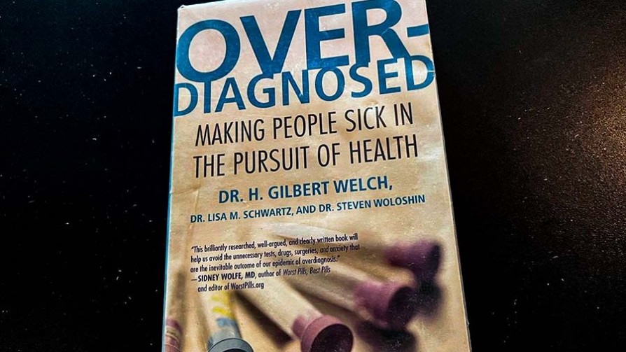 Un libro que cuestiona “el deseo incesante de encontrar una enfermedad” - Medicina y literatura - No Toquen Nada | DelSol 99.5 FM