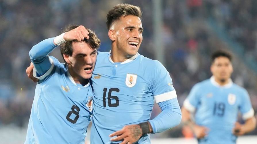 “Uruguay ganó con un estilo Bielsa que asoma” - Comentarios - 13a0 | DelSol 99.5 FM