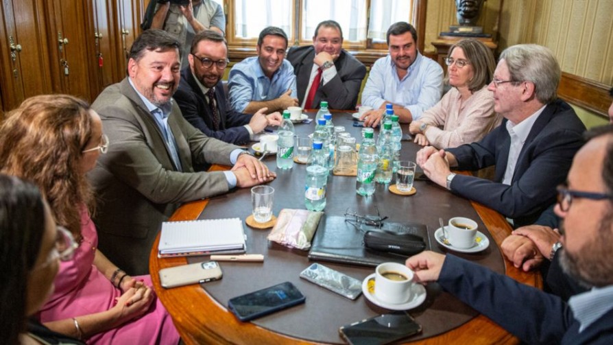 Riesgo de ruptura en ciudad-anos - Darwin concentrado - No Toquen Nada | DelSol 99.5 FM