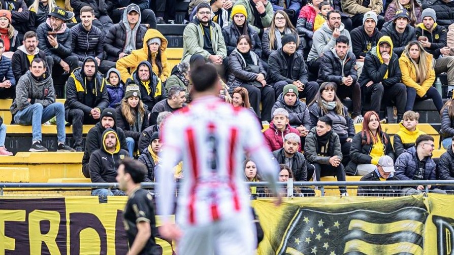 “River le dio un golpe letal a Peñarol que le costará el cargo a Alfredo Arias” - Comentarios - 13a0 | DelSol 99.5 FM