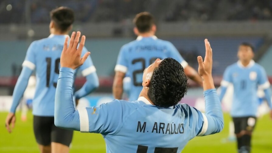 Uruguay 2 - 0 Cuba - Replay - 13a0 | DelSol 99.5 FM