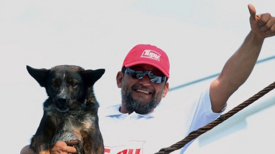 De animales fuertes: la perra mexicana del naufragio y los 31 días de libertad de Titón - Columna de Darwin - No Toquen Nada | DelSol 99.5 FM