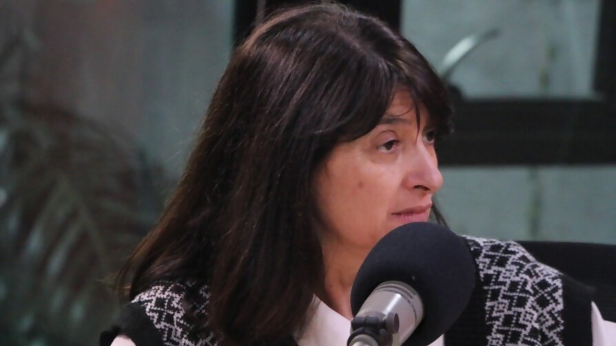 Selva Pérez: “Hubo mucha tomadura de pelo” en la transformación curricular - Entrevista central - Facil Desviarse | DelSol 99.5 FM