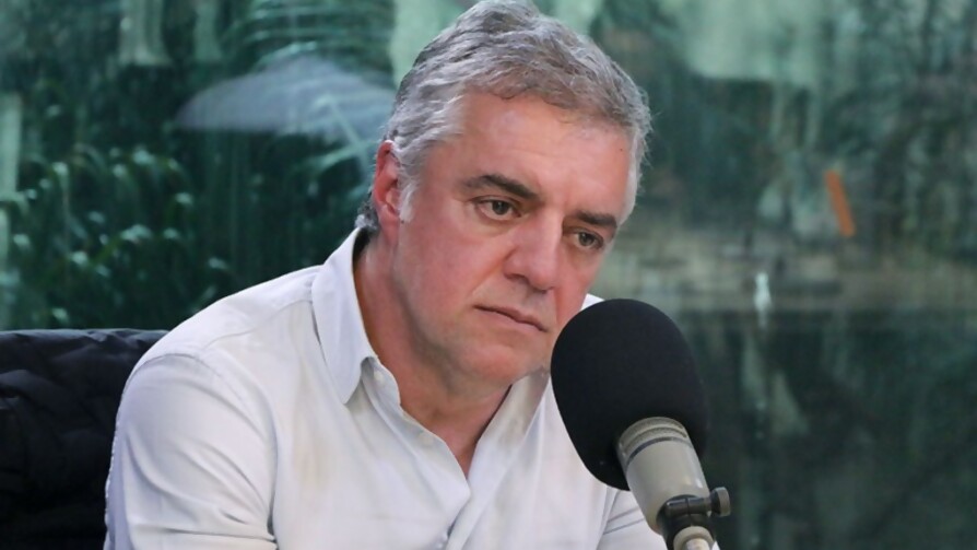 Villar: “El Hospital de Clínicas trasciende las banderas políticas, es de todos” - Entrevista central - Facil Desviarse | DelSol 99.5 FM