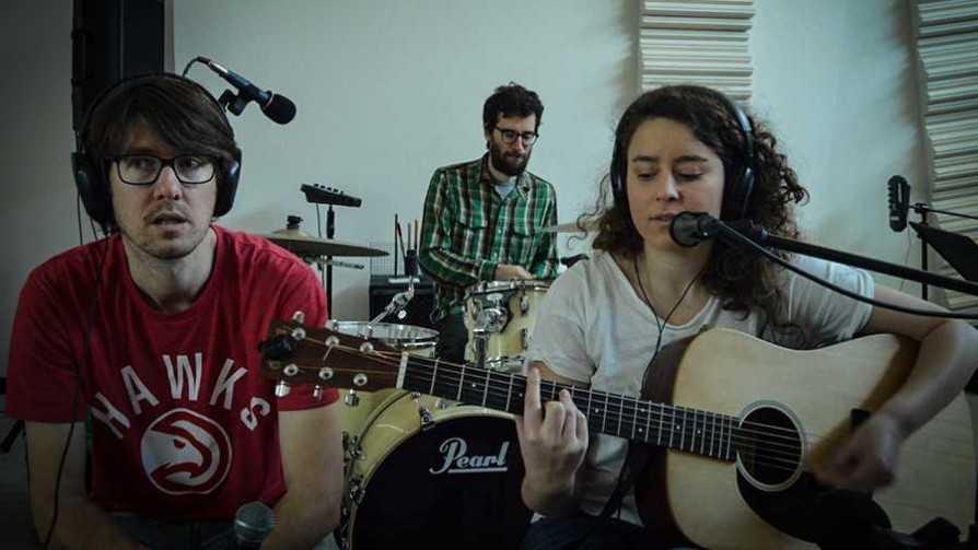 Florencia Nuñez canta en vivo dos temas de su nuevo álbum - Un programa, dos estudios - No Toquen Nada | DelSol 99.5 FM