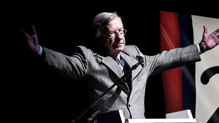 Panegírico: Astori, el superhéroe contrafáctico - Columna de Darwin - No Toquen Nada | DelSol 99.5 FM