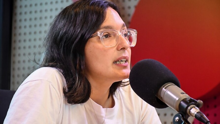 Micaela Melgar: “No me parece bien” que Olmos haya regresado a la banca - Entrevista central - Facil Desviarse | DelSol 99.5 FM