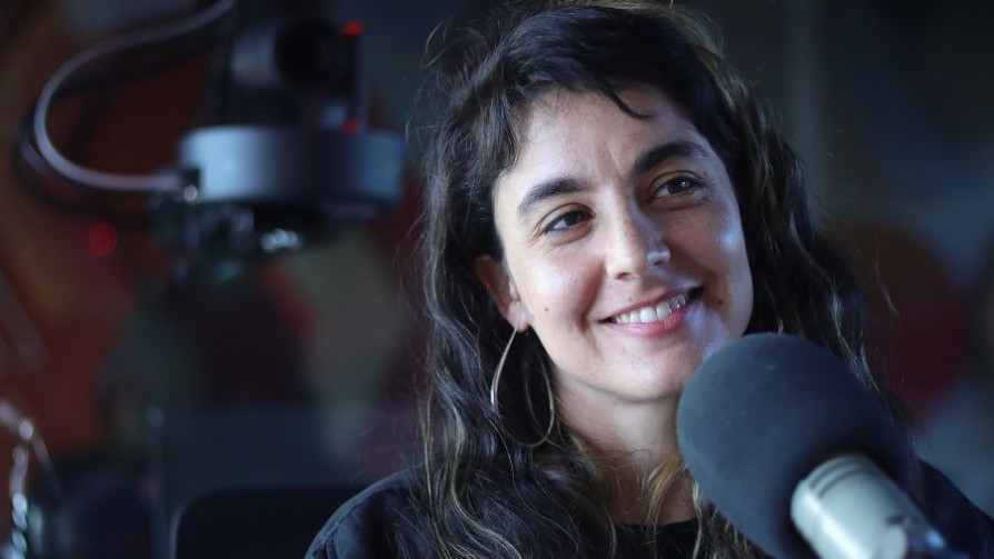 Elena Ciavaglia muestra en vivo parte de su búsqueda musical - Entrevistas - No Toquen Nada | DelSol 99.5 FM