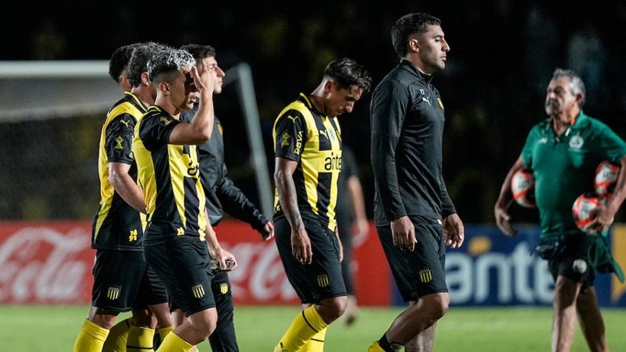 Peñarol, más cerca de la secta que de la sexta - Darwin - Columna Deportiva - No Toquen Nada | DelSol 99.5 FM