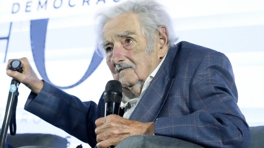 “Mujica dejó una imagen imborrable” - Audios - Facil Desviarse | DelSol 99.5 FM