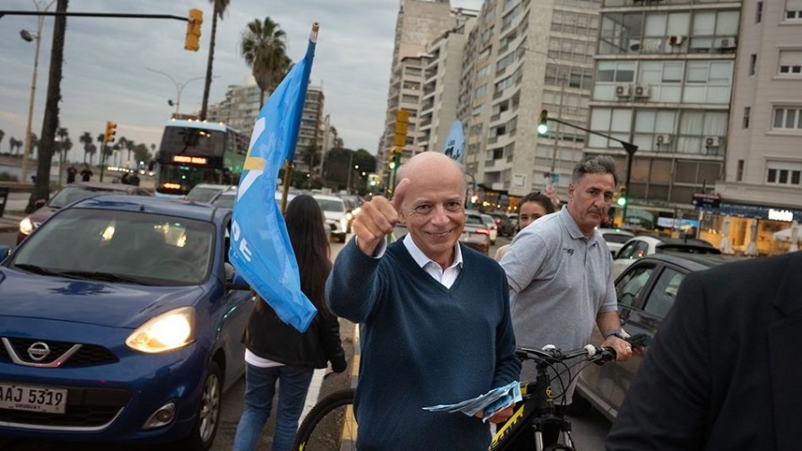 “Hubo falta de respeto institucional, no se quién lo rodea a Orsi” - Entrevistas - Doble Click | DelSol 99.5 FM