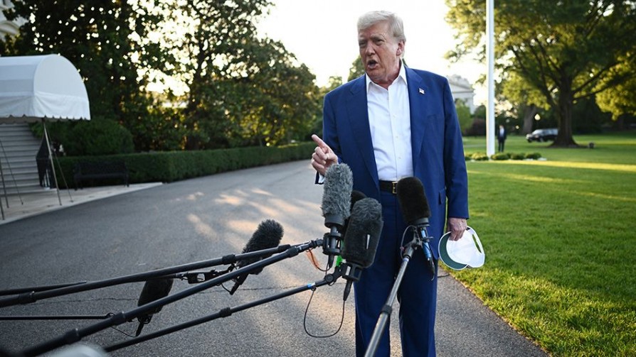 Misiles de paz y bendiciones de Trump en el fin de la “Guerra de los 12 días”/ Aguanieve de noticias sobre la tormenta dominatrix - Columna de Darwin - No Toquen Nada | DelSol 99.5 FM