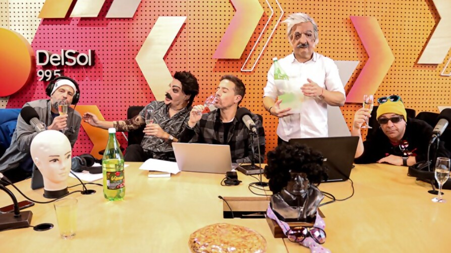 Festejamos la obtención de los derechos del fútbol - Equipo Galáctico - La Mesa de los Galanes | DelSol 99.5 FM