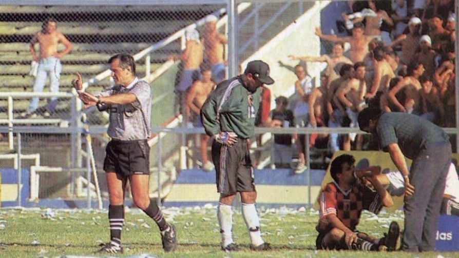 El clásico del abandono  - Pelotas en el tiempo: Nico Yeghyaian  - 13a0 | DelSol 99.5 FM
