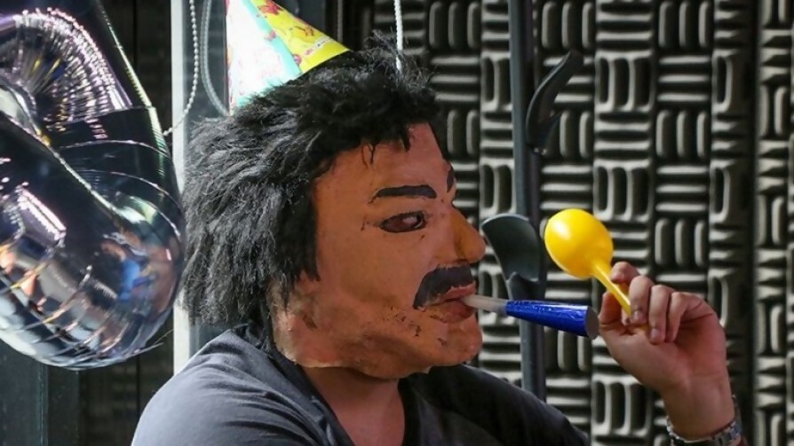El poema de Ricardo - Informes - 13a0 | DelSol 99.5 FM