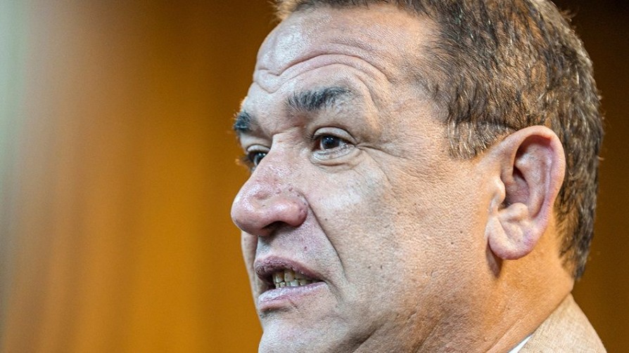 “Negro se para frente a la tropa y le dice trataremos a los narcos como emprendedores” - Entrevistas - Doble Click | DelSol 99.5 FM