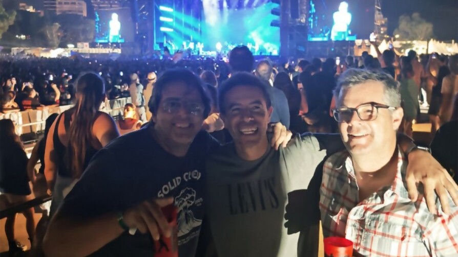 Los baños del recital de la Vela estaban notables - Audios - La Mesa de los Galanes | DelSol 99.5 FM