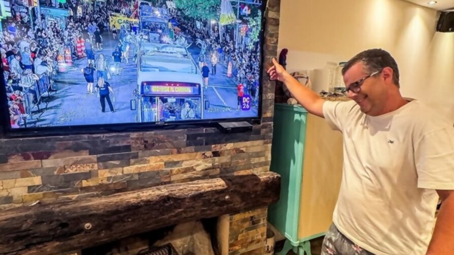 Crónicas de una noche de desfile - La Charla - La Mesa de los Galanes | DelSol 99.5 FM