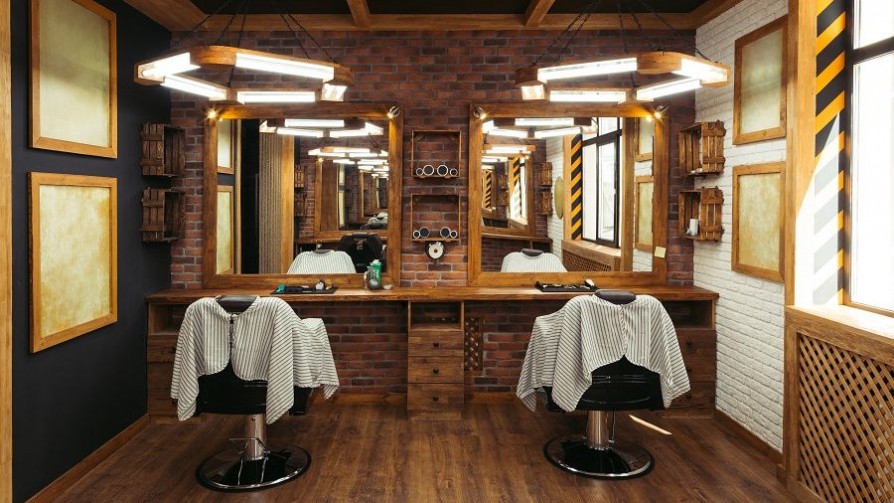 Al peluquero no se lo traiciona  - Entrada en calor - 13a0 | DelSol 99.5 FM