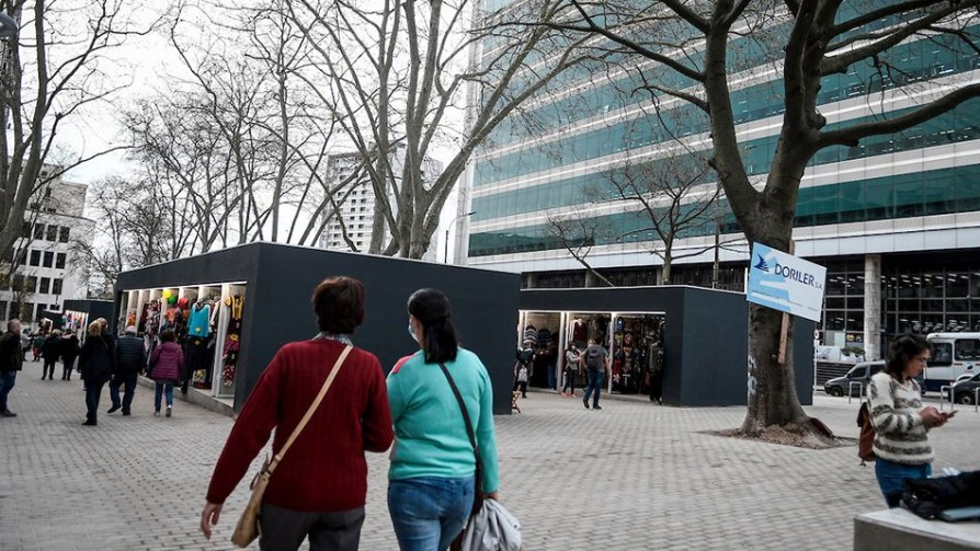 La caída de los techitos verdes, la depresión cromática y otras como 10 noticias en un minuto, cada una - Darwin concentrado - No Toquen Nada | DelSol 99.5 FM