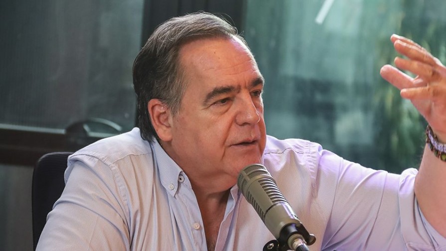 Diego Fischer, entre récords de ventas y tormentas políticas - Fernando Medina - Aire Rico | DelSol 99.5 FM