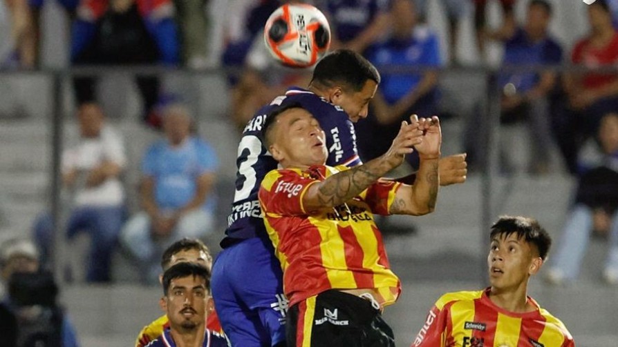 ❝Jugó mal, pero ganó y preparará el Clásico con tranquilidad❞ - Comentarios - 13a0 | DelSol 99.5 FM