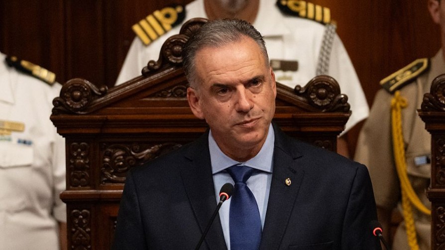 Darwin llegó al popurrí del discurso de Orsi, Orno en el Parlamento  - Columna de Darwin - No Toquen Nada | DelSol 99.5 FM