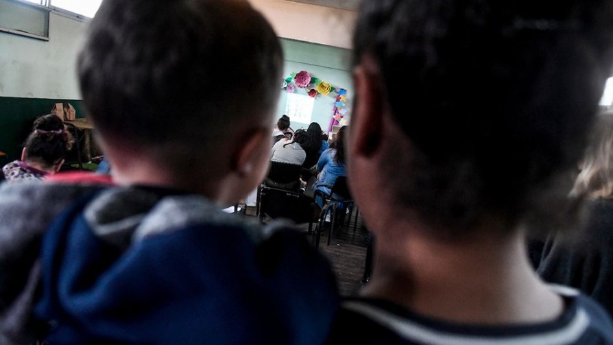 Una norma de licencias parentales con diferentes interpretaciones en el Estado - Informes - No Toquen Nada | DelSol 99.5 FM