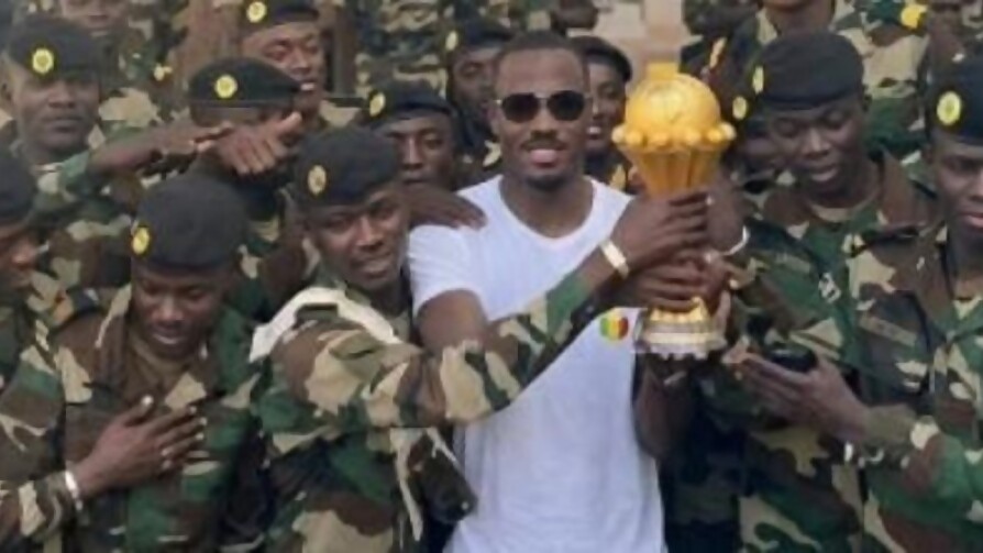 ¡Devuelvan la copa! - Informes - 13a0 | DelSol 99.5 FM