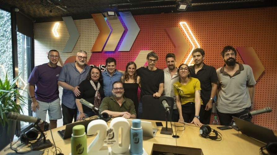 Historias de la audiencia y algunas propias para festejar los 20 años de No toquen nada - Audios - No Toquen Nada | DelSol 99.5 FM