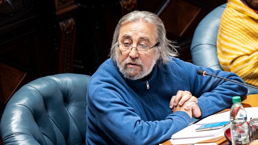 “El Estado no puede exonerar para construir 25 metros cuadrados” - Entrevistas - Doble Click | DelSol 99.5 FM