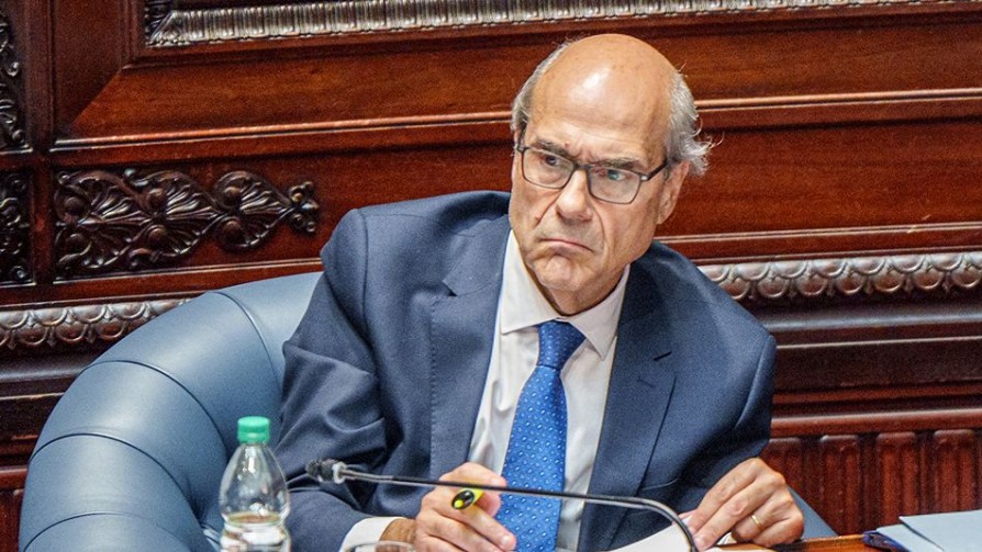 “Que el ministro no diga que hubo entendimiento con la oposición porque no hubo” - Entrevistas - Doble Click | DelSol 99.5 FM