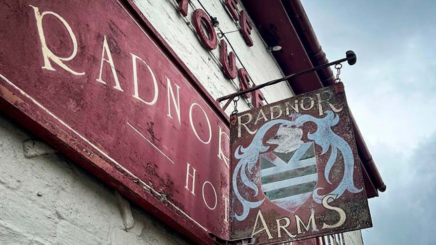 Toti, su pub preferido y por qué son claves en el Reino Unido - Jorge Sarasola - No Toquen Nada | DelSol 99.5 FM