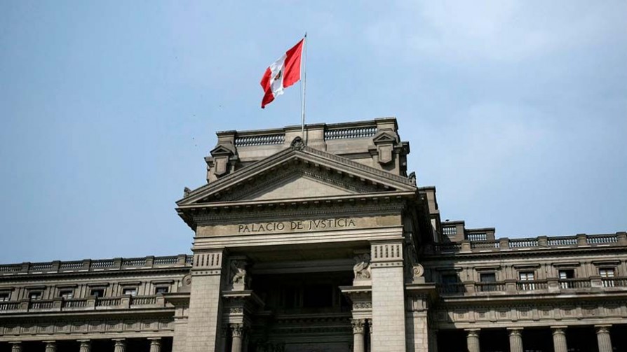 Una democracia que muere por vaciamiento de poder - Entrevistas - No Toquen Nada | DelSol 99.5 FM