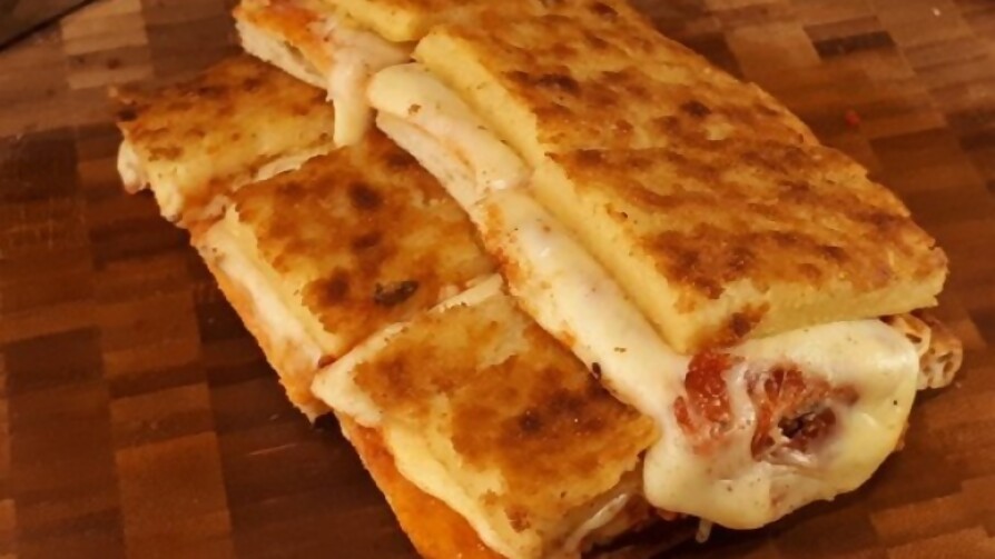 ¿Pizza a caballo o pizza muzzarella? - Sobremesa - La Mesa de los Galanes | DelSol 99.5 FM