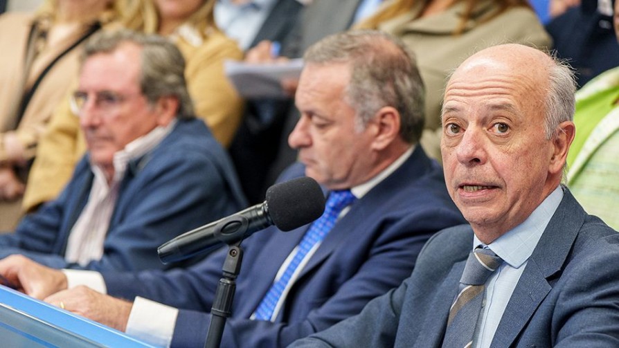 “La nueva AFAP se llama FA-PIT” - Entrevistas - Doble Click | DelSol 99.5 FM