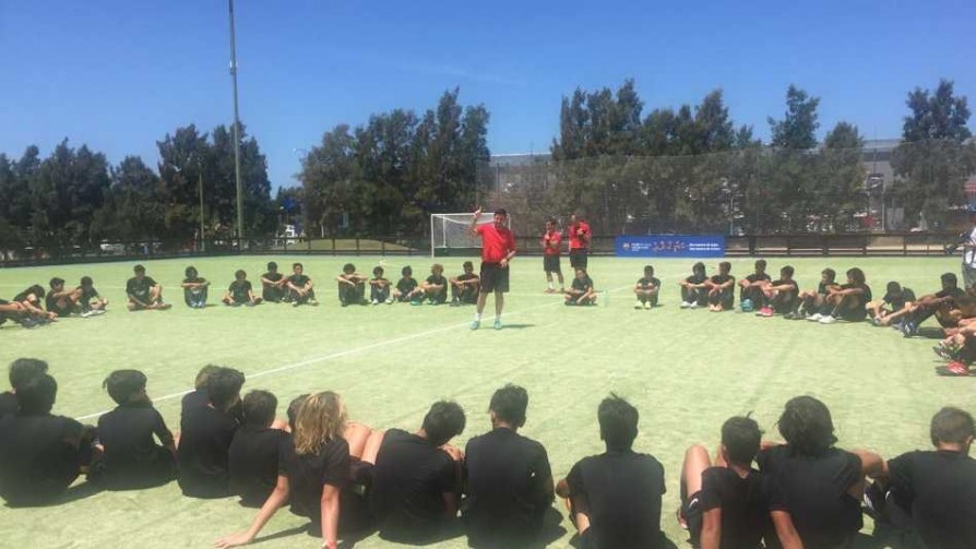 El Barca y su escuela para que los niños uruguayos tengan paciencia a la pelota - Diego Muñoz - No Toquen Nada | DelSol 99.5 FM