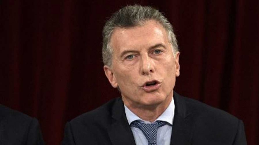 Macri fue al Congreso a pedir paz - Audios - Facil Desviarse | DelSol 99.5 FM