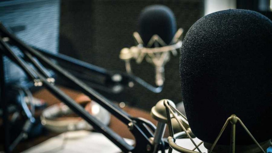 Los requisitos de Ecildo para visitar la radio - Ecildo marcando tendencia - La Mesa de los Galanes | DelSol 99.5 FM