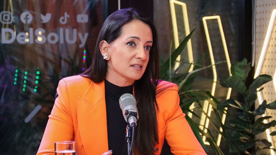 Diputada colorada propone ampliar la subrogación de vientre - Entrevista - Aire Rico | DelSol 99.5 FM