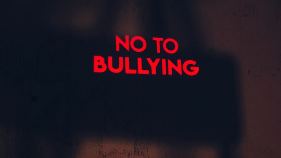 Darwin le hizo bullying al proyecto de ley contra el bullying - Columna de Darwin - No Toquen Nada | DelSol 99.5 FM