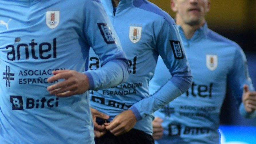 Moncho cubrió el “espacio aéreo” de Darwin, habló de fútbol y carne, y saldó la polémica de las cuatro estrellas - Columna de Darwin - No Toquen Nada | DelSol 99.5 FM