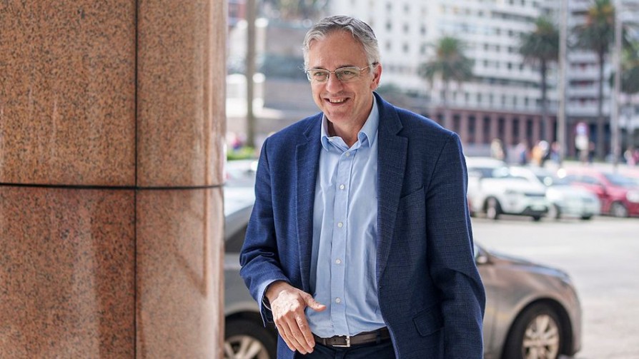 Arim (Por Supuesto) volvió a contradecir para suscribir a Oddone (Presupuesto): “no es gasto cero”  - Columna de Darwin - No Toquen Nada | DelSol 99.5 FM