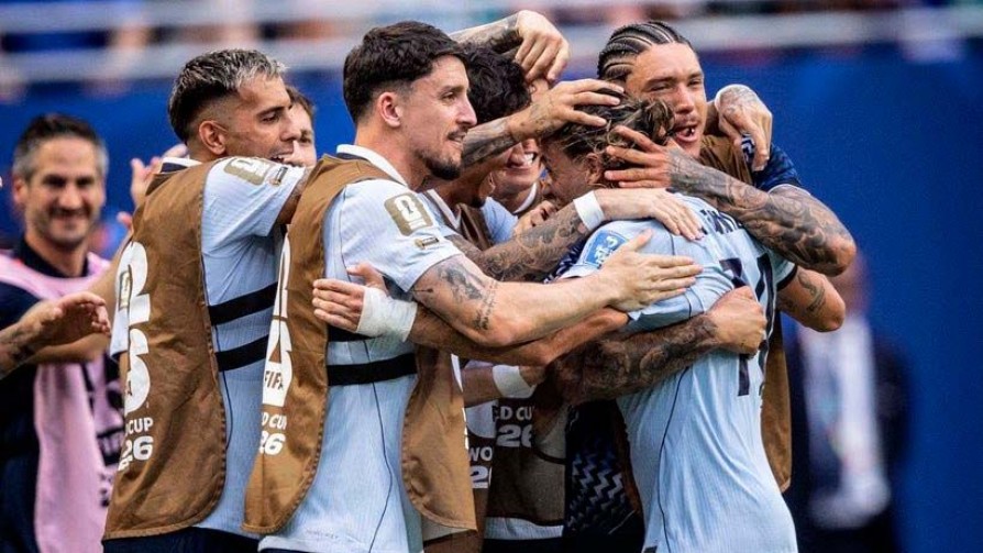❝Uruguay repitió un frustrante empate y quedó más afuera que adentro del Mundial❞ - Comentarios - 13a0 | DelSol 99.5 FM