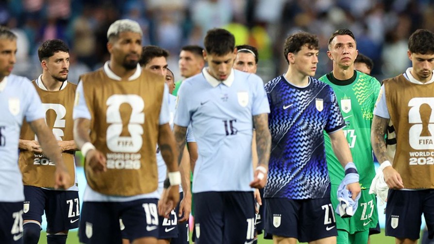 Uruguay, un equipo INMUNDOdeprimido - Darwin concentrado - No Toquen Nada | DelSol 99.5 FM