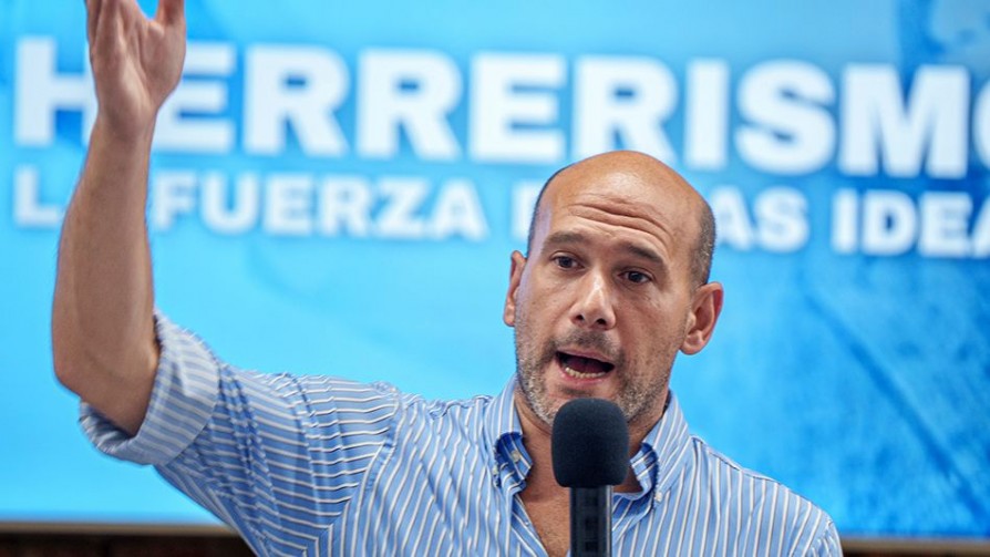 “Que no ingresen fundamentos populistas e hipócritas que aportan demagogia” - Entrevistas - Doble Click | DelSol 99.5 FM