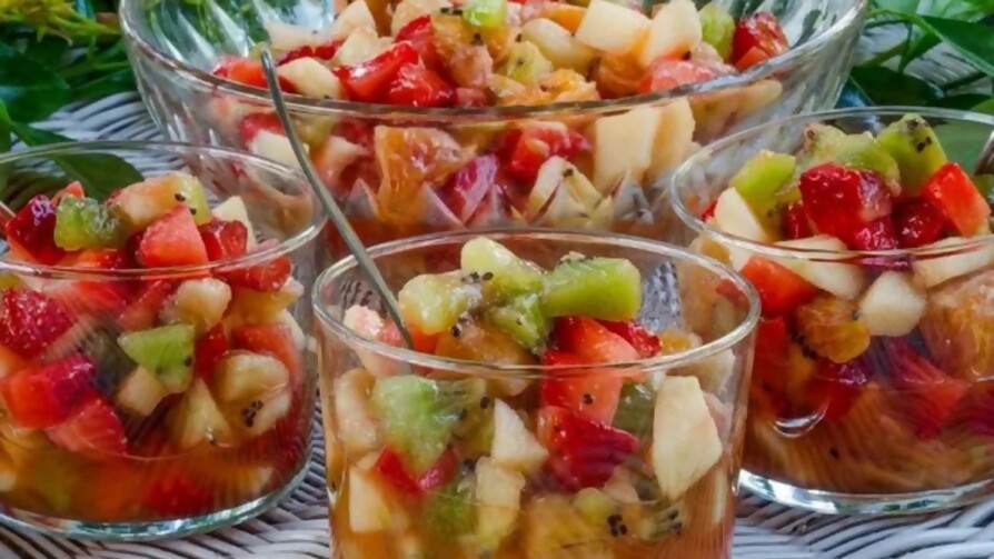 ¿Qué frutas van sí o sí en la ensalada de fruta? - Sobremesa - La Mesa de los Galanes | DelSol 99.5 FM