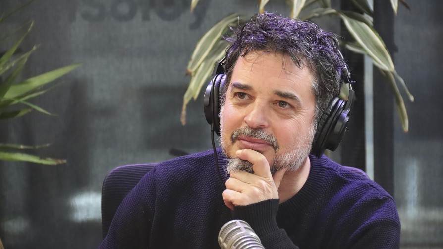 “Entrevistar es una conversación desigual” - Entrevista central - Protagonistas | DelSol 99.5 FM